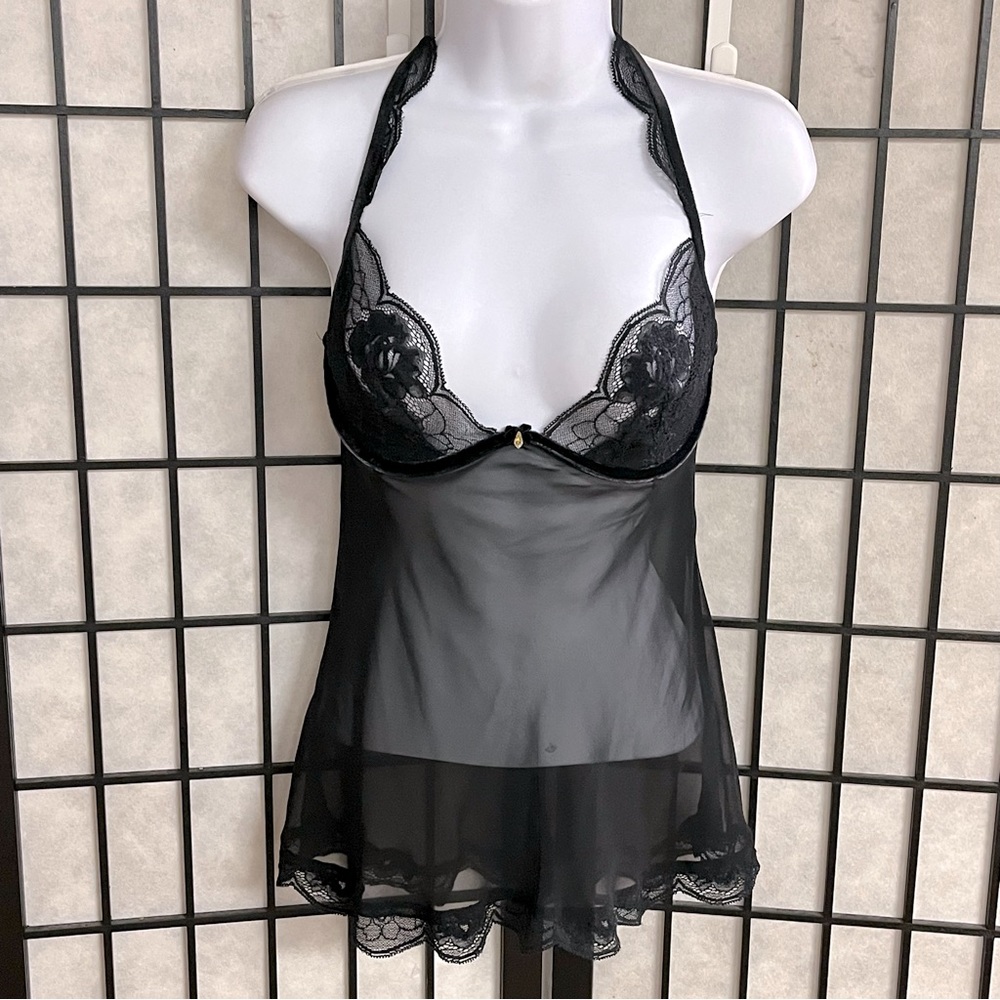 Victoria’s Secret ladies black baby doll nightie size 34C